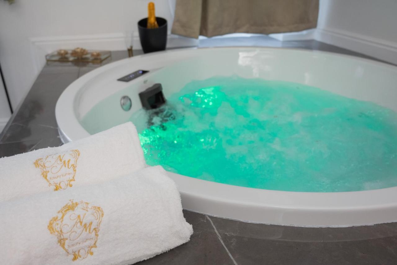 פומפיי Nm Luxury Suites מראה חיצוני תמונה