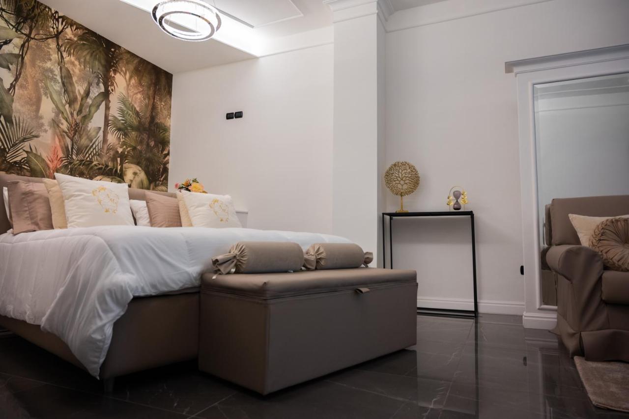 פומפיי Nm Luxury Suites מראה חיצוני תמונה