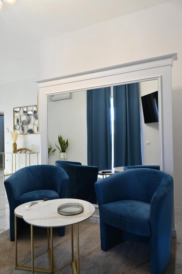 פומפיי Nm Luxury Suites מראה חיצוני תמונה