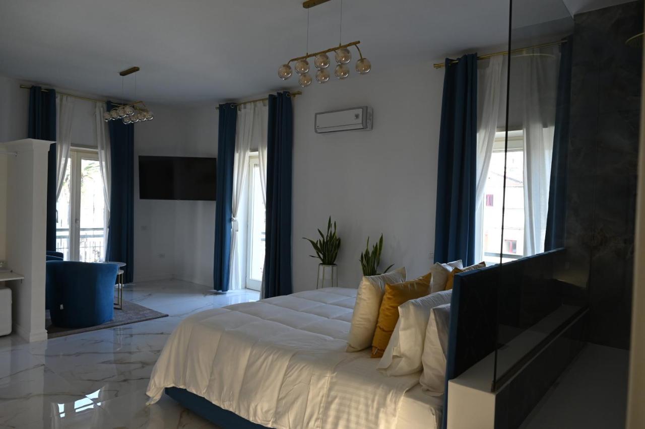 פומפיי Nm Luxury Suites מראה חיצוני תמונה
