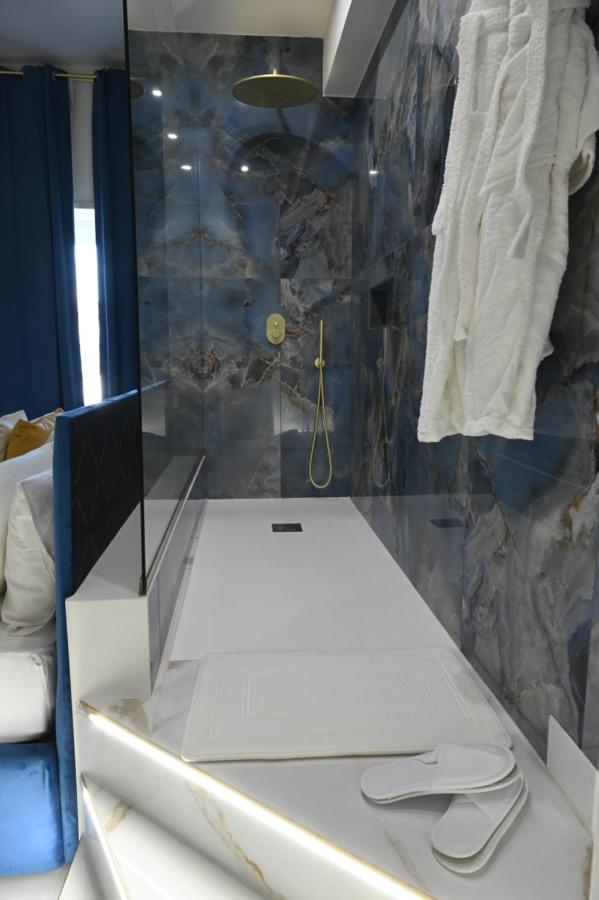 פומפיי Nm Luxury Suites מראה חיצוני תמונה